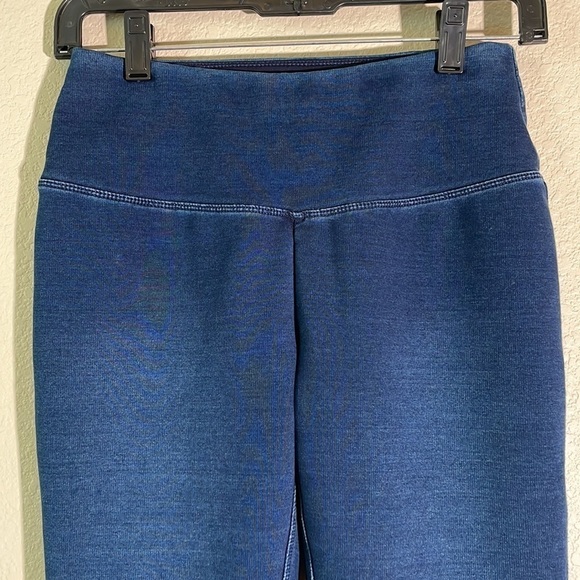 Chico's Zenergy Leggings Woman's Size OOP - Picture 7 of 14